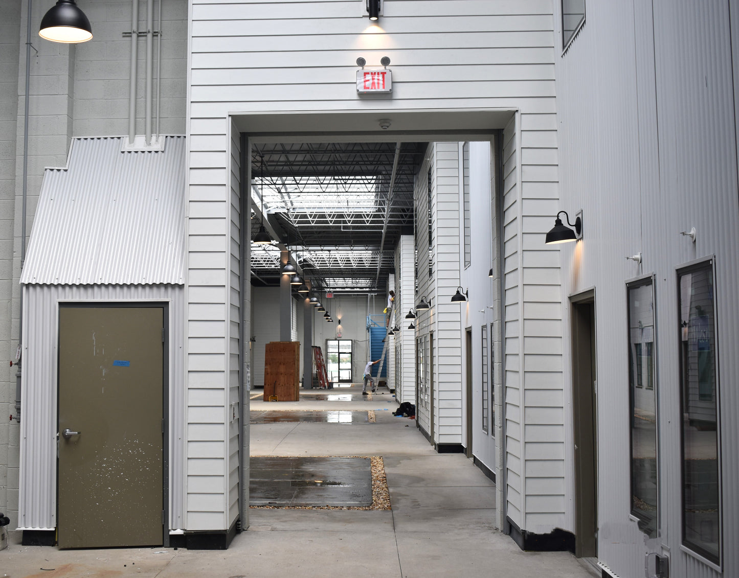 Safescape® T5000 Series | Vertical Acting with Integrated Egress